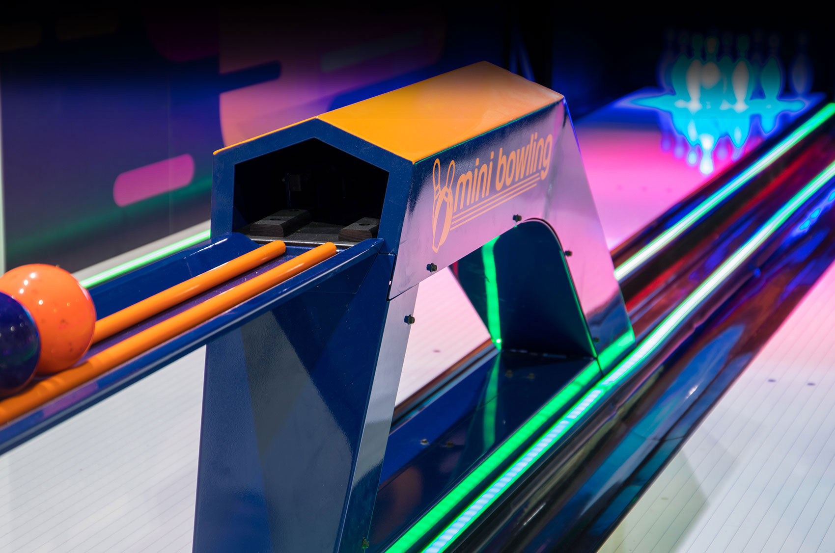 Mini Bowling